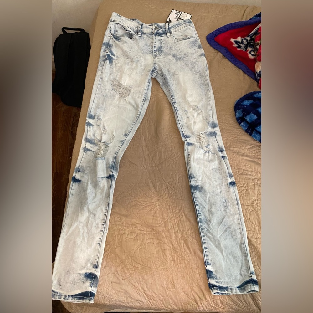 32x34 Denim Ripped Jeans